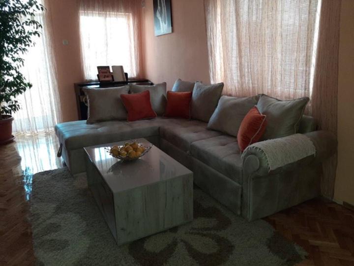 Ivan Guest house *